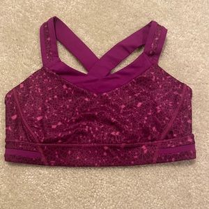 Lululemon sports bra.